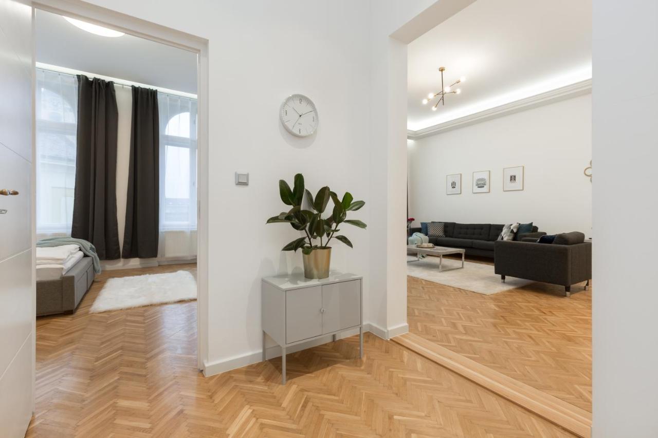 Space And Style In The Heart Of Budapest W 2Br&2Bt Exterior photo