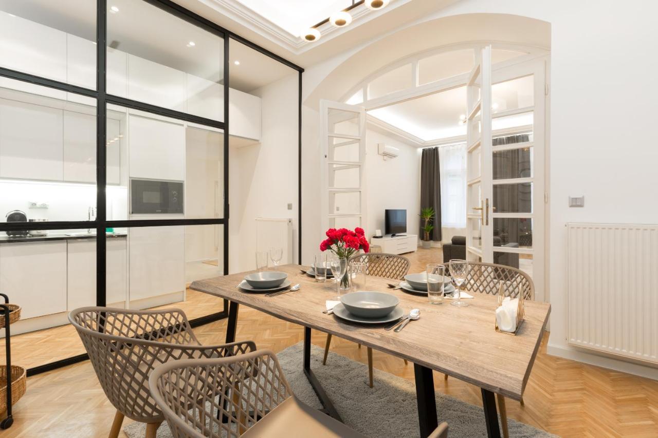 Space And Style In The Heart Of Budapest W 2Br&2Bt Exterior photo